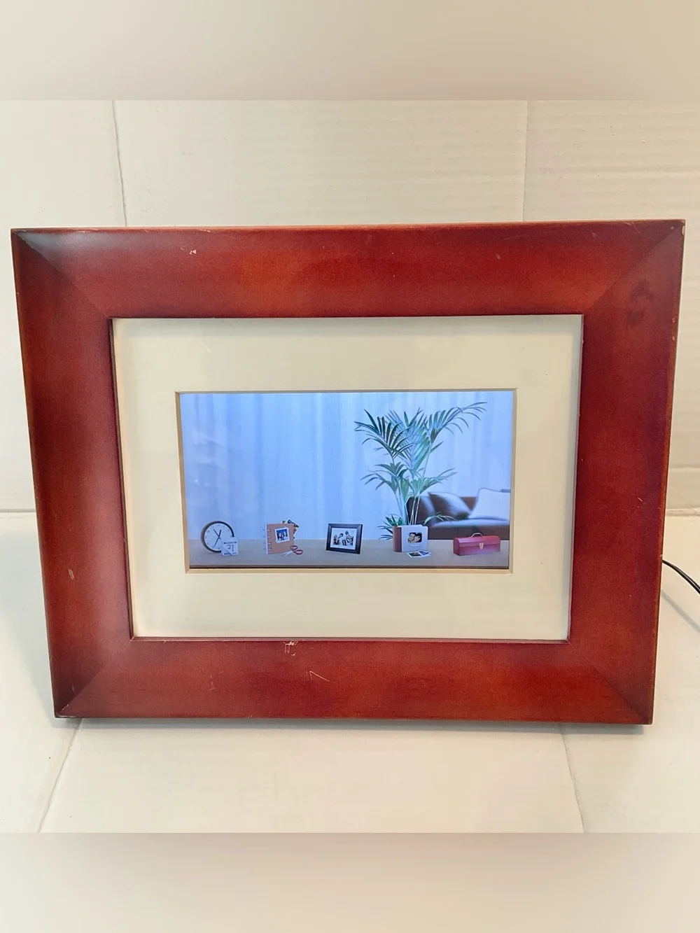 Philips Home Essentials Digital LCD Photo Frame 9” Mahogany Works perfectly